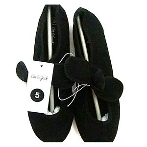 New cat and Jack shoes size 5